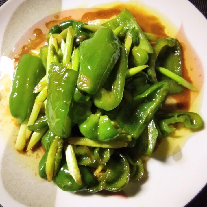 ピーマンとアスパラのバターめんつゆ炒め レシピ 作り方 By ポイボス 楽天レシピ